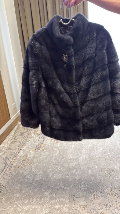 Продам шубу. Цвет графит