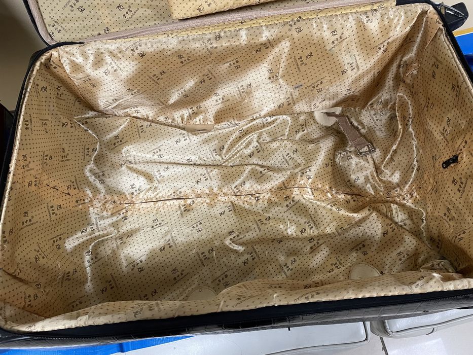 Чемоданы 5 тыс ГагаринаБасенова29