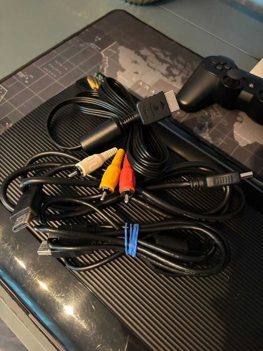 Playstation 3 - SuperSlim - 500 GB + Jocuri