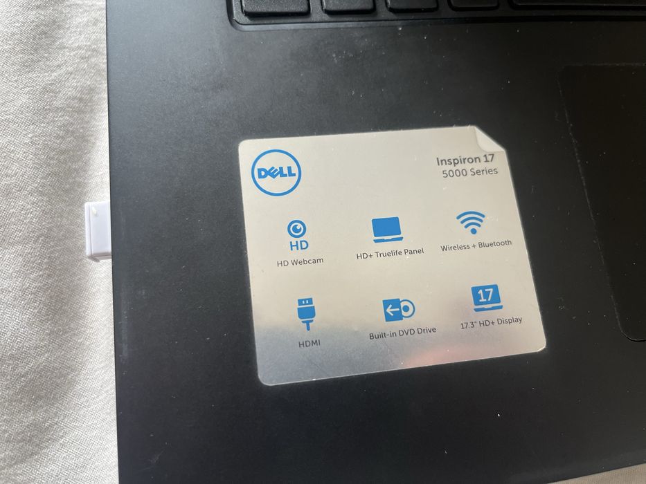 Dell Inspiron 5748 — i5-4210U, 8GB, 2GB GPU, 1TB, без батареи