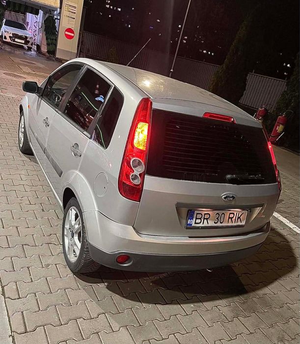 Vand Ford Fiesta
