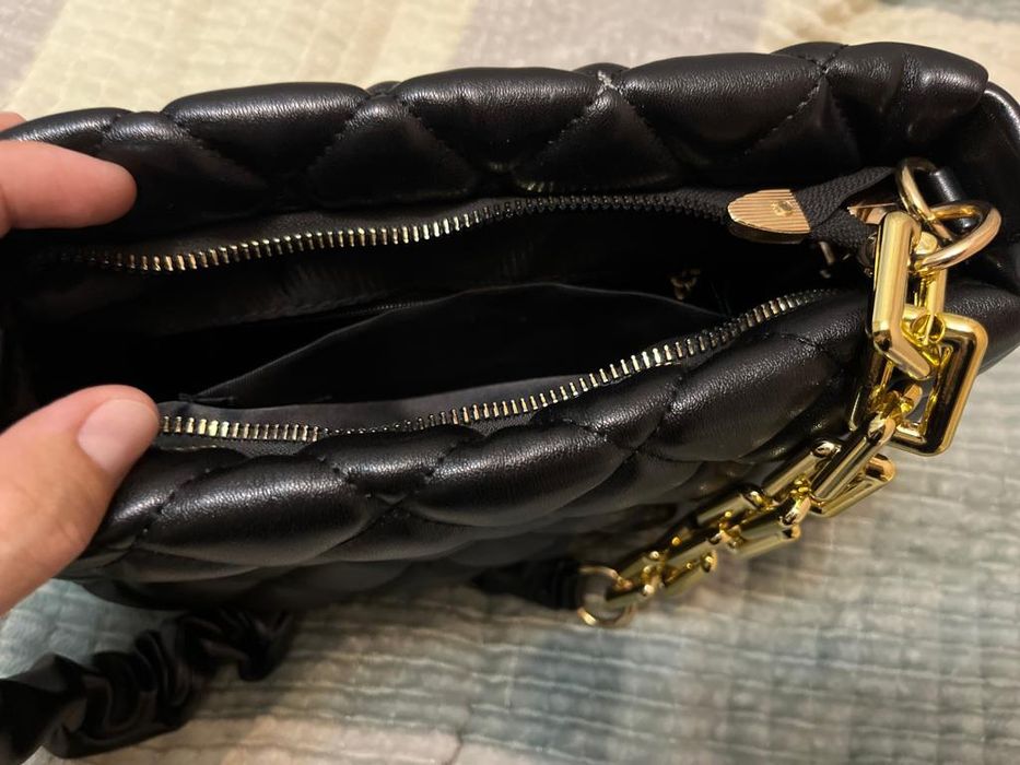 Продам дамскую сумочку