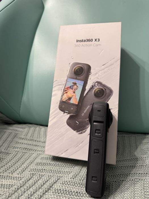Экшн-камера Insta360 X3
