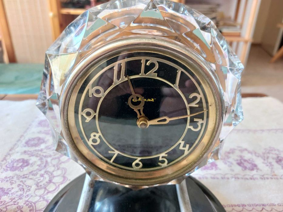 Руски ретро часовник Маяк