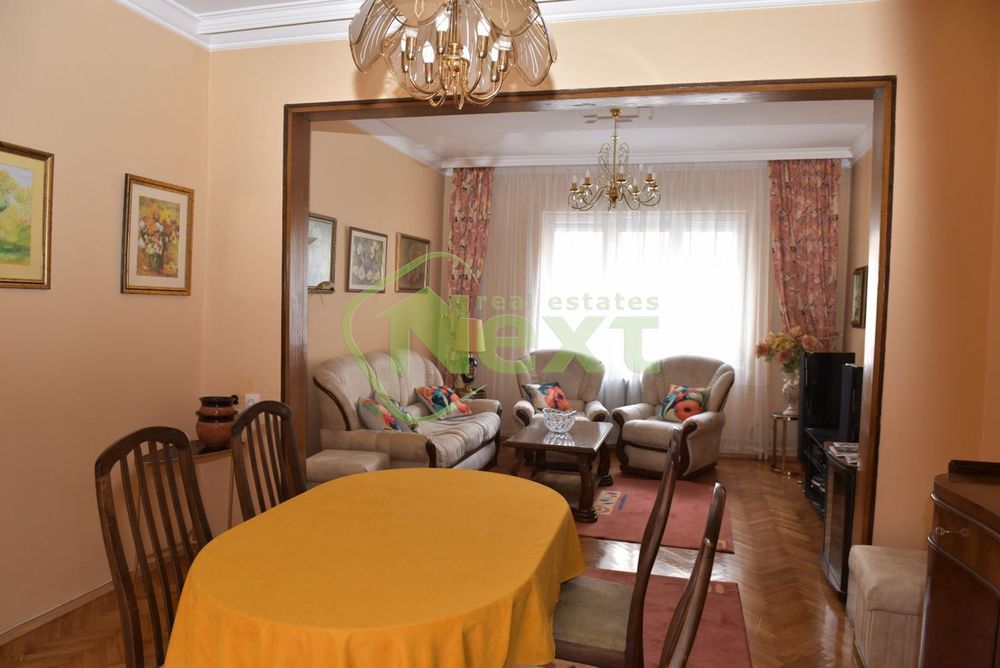 Дава се под наем Тристаен апартамент в София, Център - 94 кв.м за 1097.01 € - Снимка #2
