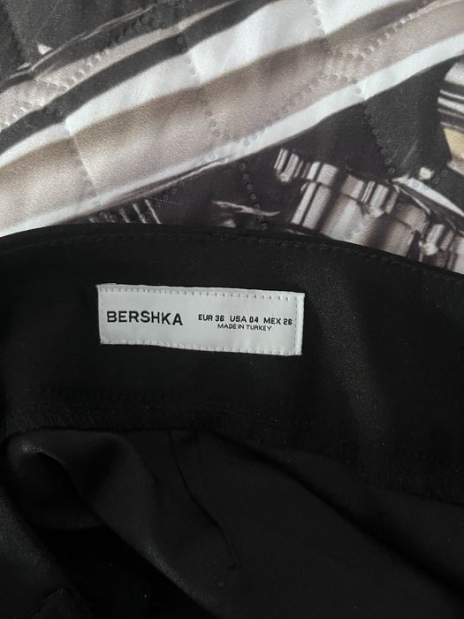 Брюки расклешенные bershka