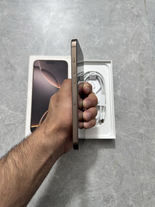 iPhone 16 Pro Max 256GB Desert Titanium