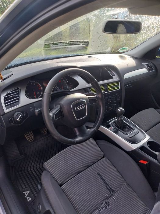 Vând Audi A4 1,8 TFSI, 2010