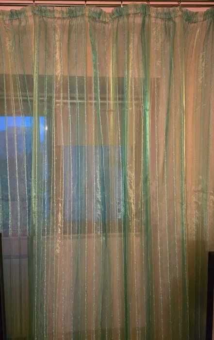 Set cuvertură cu pernuțe fantezie și alte accesorii