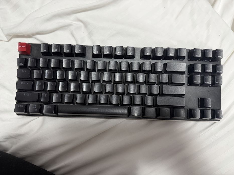 Tastatura Glorious