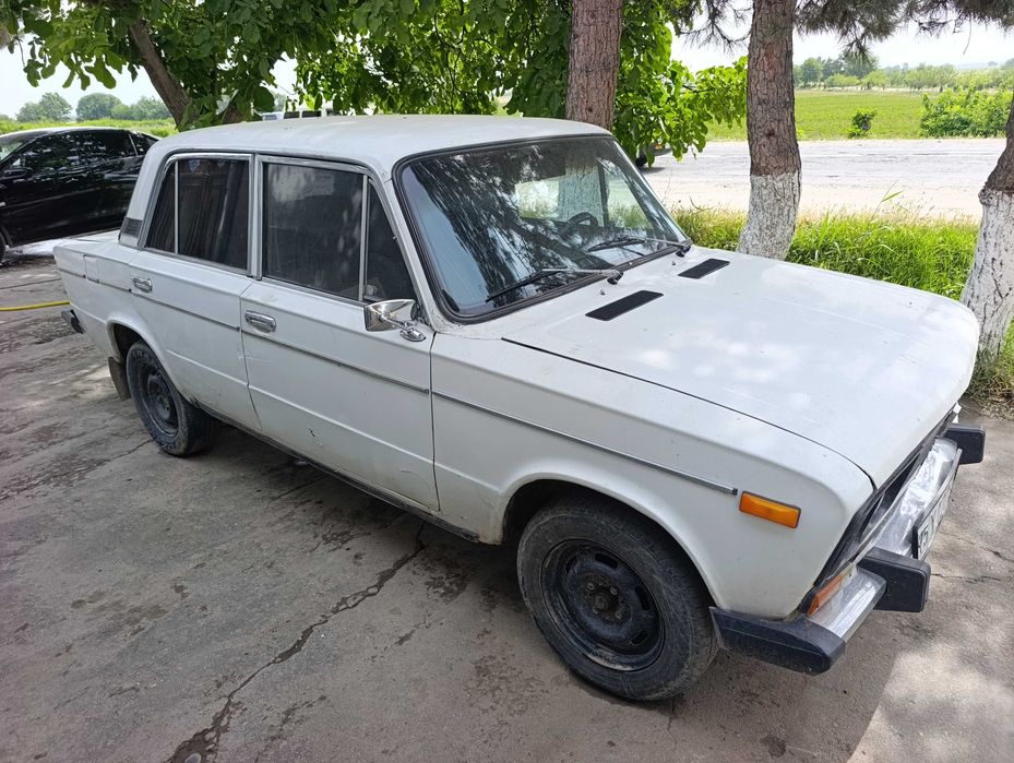 Vaz 21063 sotiladi
