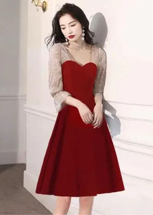 Продам новое платье