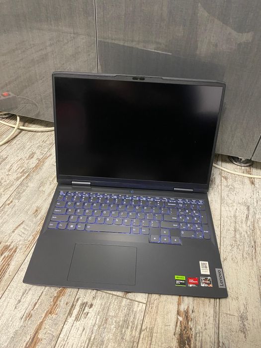 Laptop Gaming Lenovo Ideapad Gaming RTX 3050 cu 165 HZ