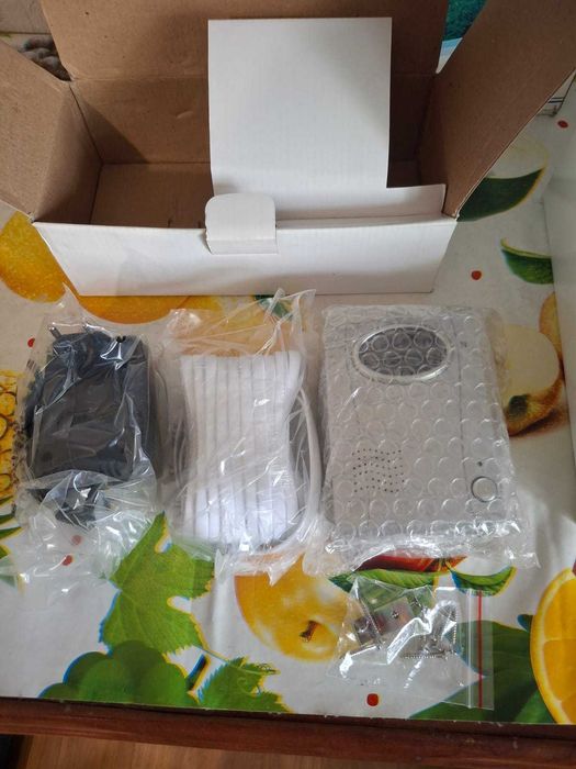Продам видеодомофон SOYO новый.