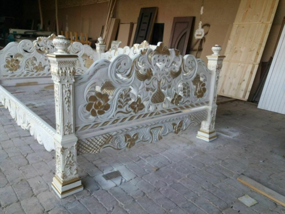 Сури тапчан карават