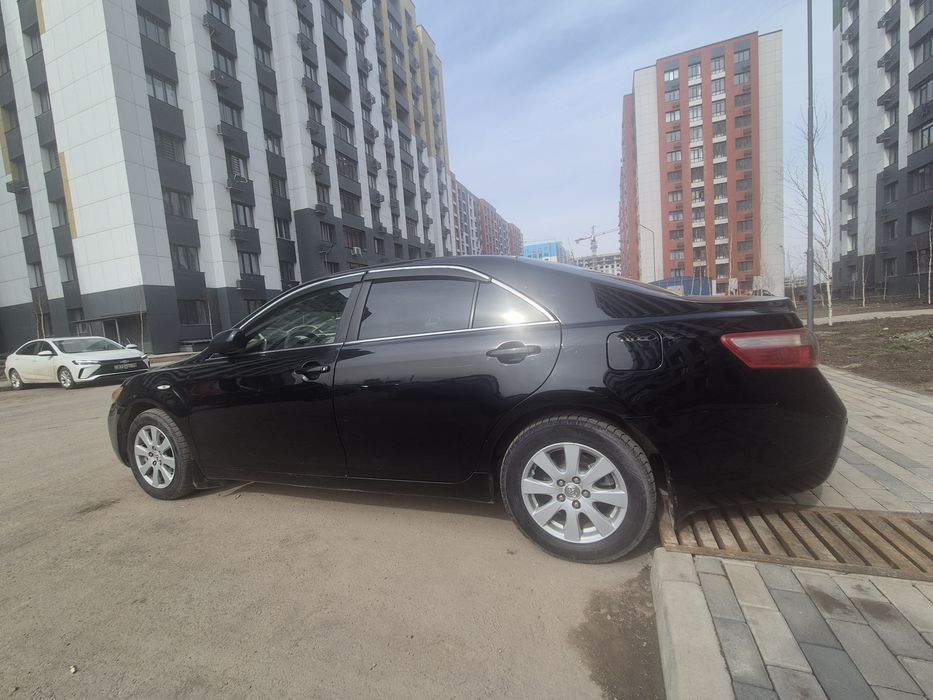 Тайота камри 40 . Срочно