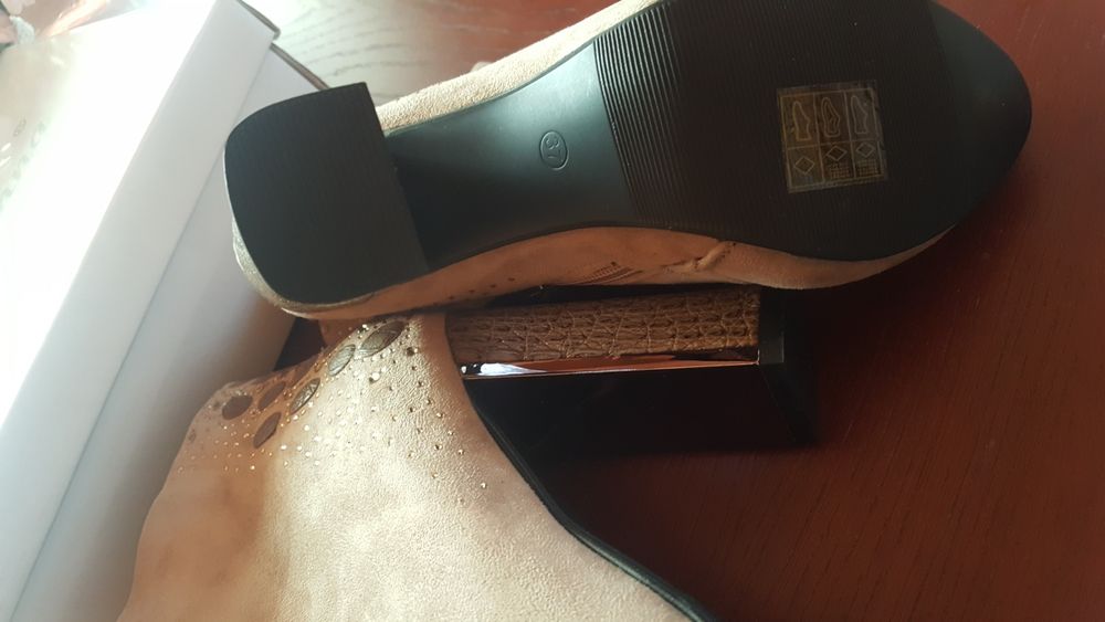 Botine/ Ghete NOI de damă, elegante, superbe!