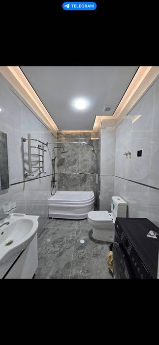 продается своя квартира улица рудакий красный дом