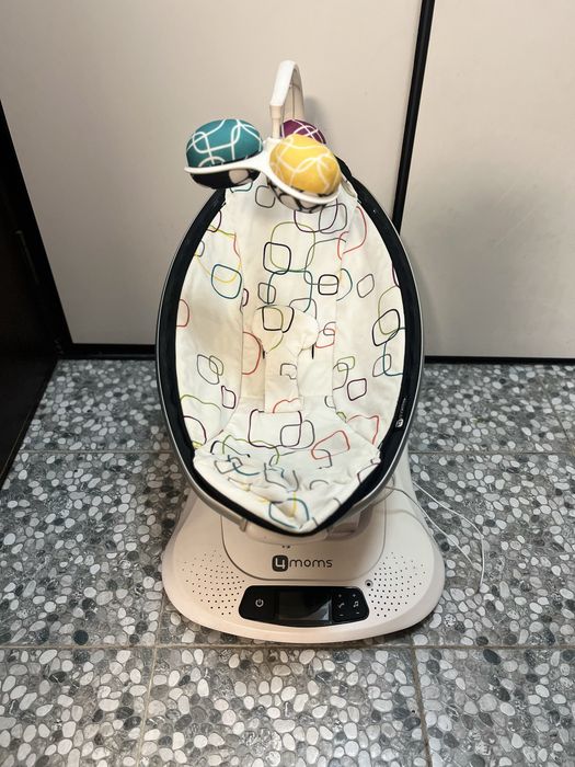 Кресло-качалка 4moms mamaRoo 4.0