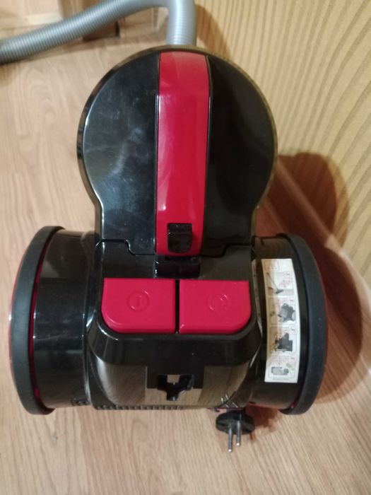 Продам Пылесос Tefal