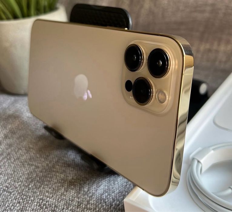 iPhone 12 PRO MaX • impecabil • Gold • 100% Bateria