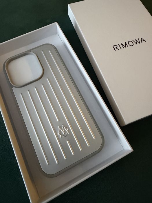 Husa/Carcasa Rimowa Iphone 16 pro