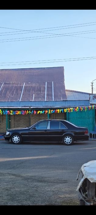 Продается комплект диски с резиной от Мерседес