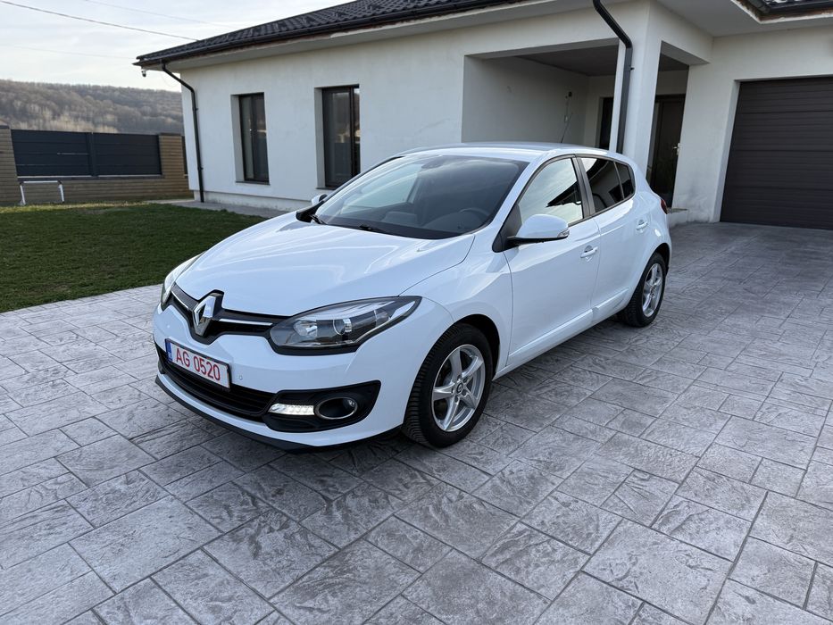 Renault Megane Paris 2014, 1.6 16V 110 CP,Incalzire scaune,Lane assist