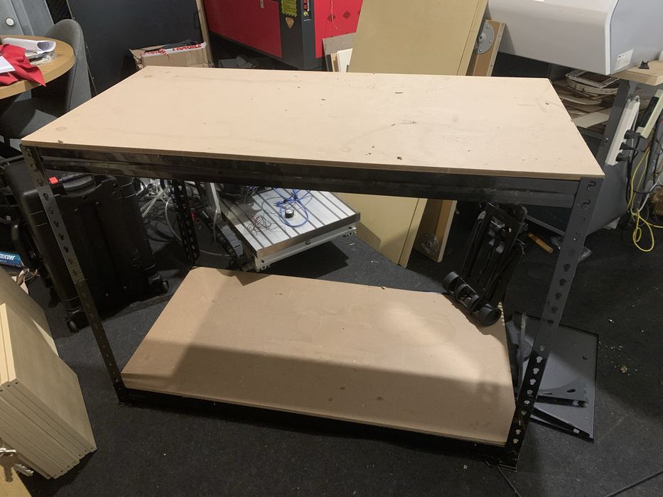 Banc de lucru / masa de lucru