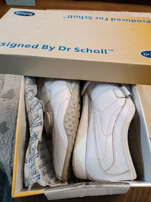 Обувки на д-р. Шол