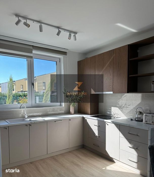 Vila de ivanzare in cartier Riviera Oradea