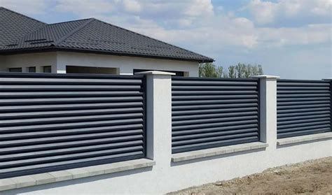 Vand garduri și porți