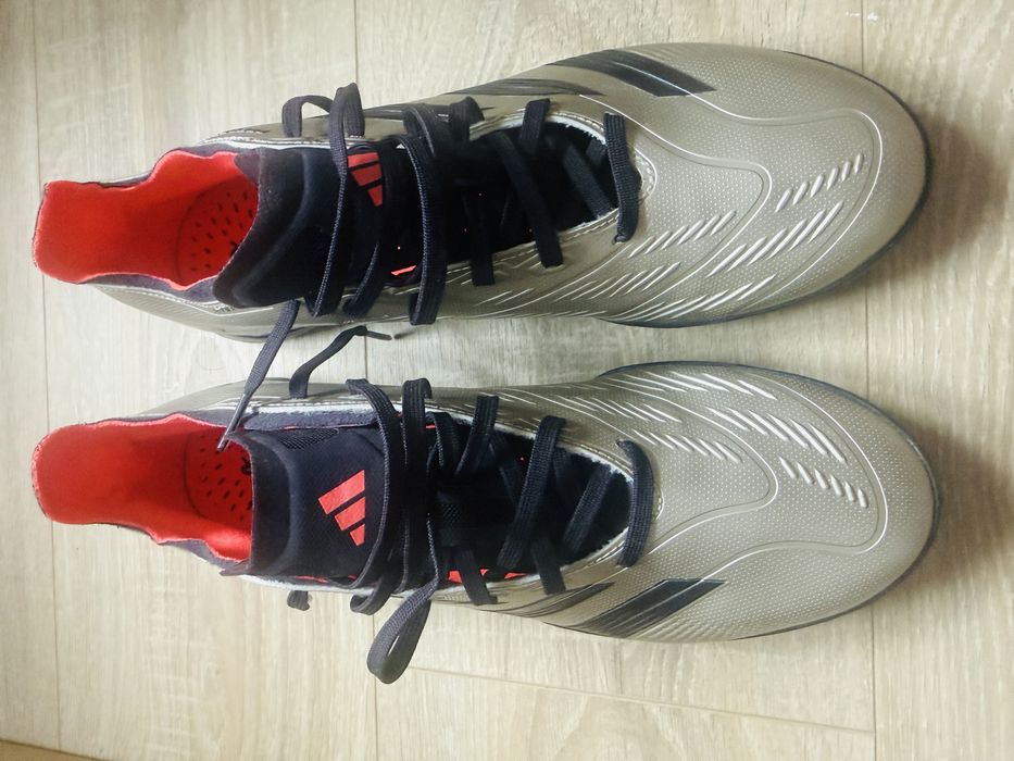 Ghete sintetic Adidas Predator League marimea 43