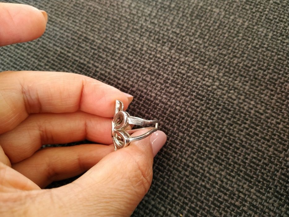 Колиета от медицинска стомана в розово