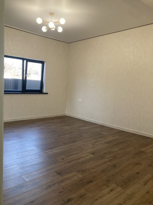 Продам дом в отличном тихом районе