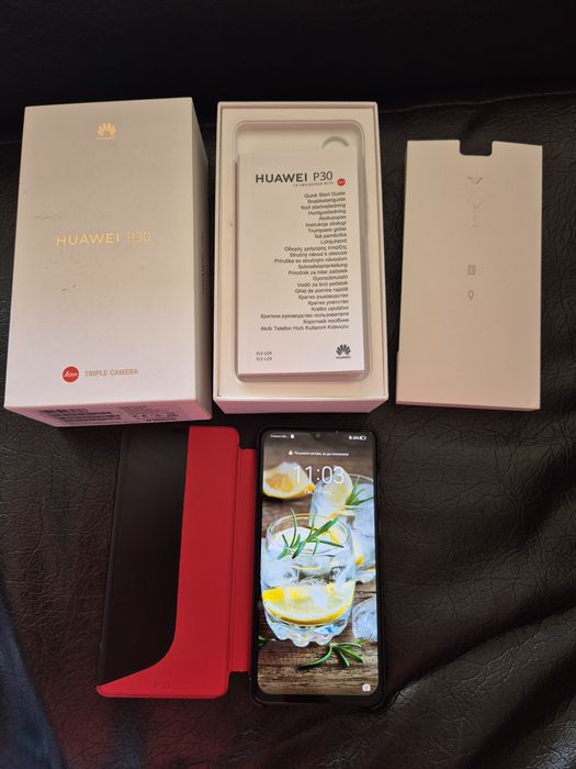 Huawei P30 + Huawei Band 4 + 2 нови каишки – отлично състояние