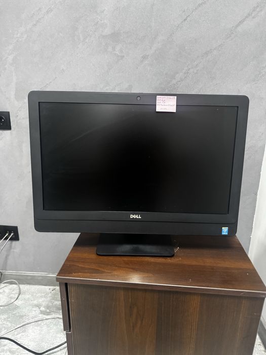 Моноблок Dell Inspiron 23