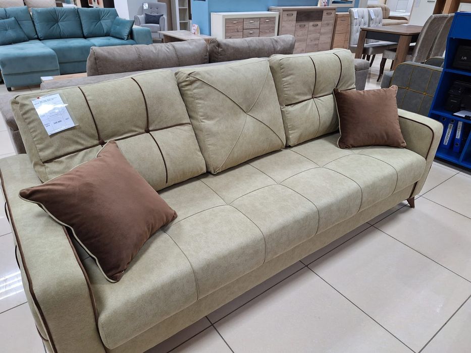 Продам Диван Хорошем состояний