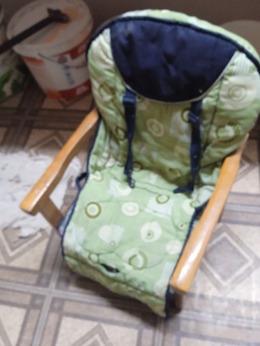 Стульчик для кормления