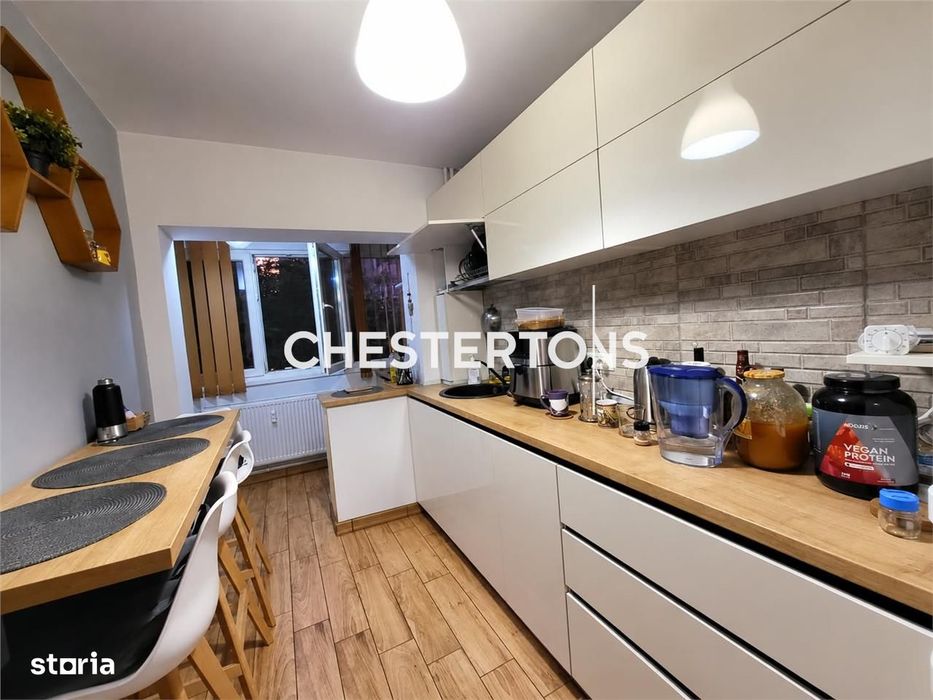 Apartament 2 camere cochet si luminos, in apropiere de Metrou Lujerulu