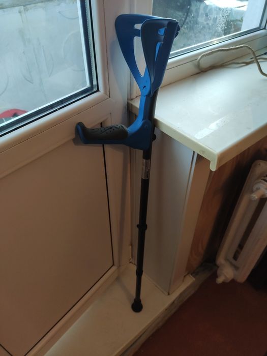 Продам костыль в отличном состоянии