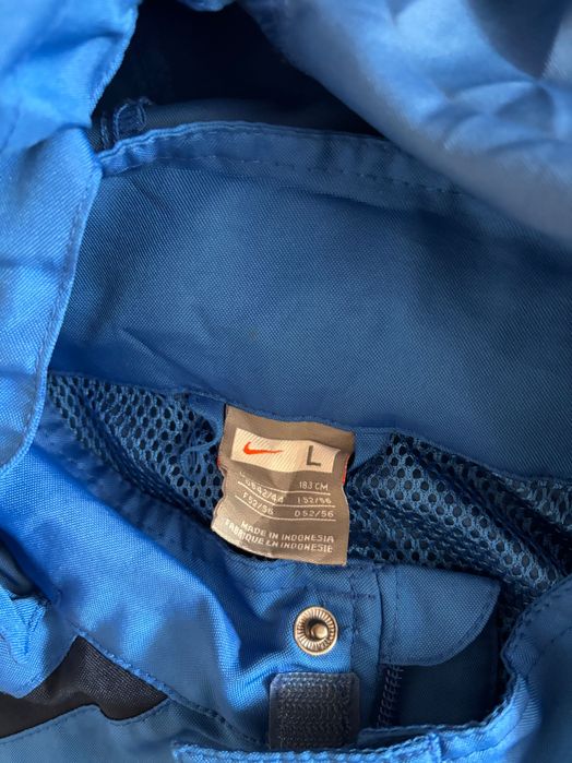 Ветровка Nike L размер