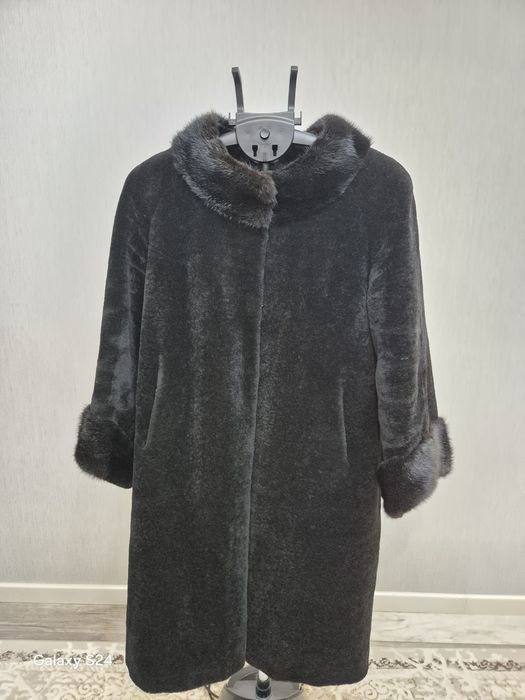 Продам вечерние платья