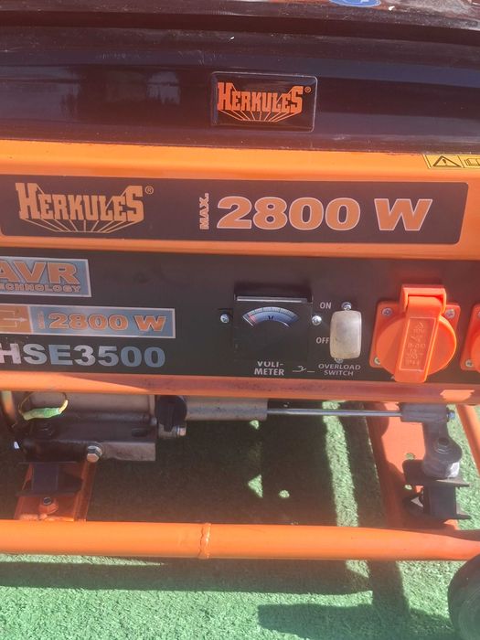 Бензинов генератор