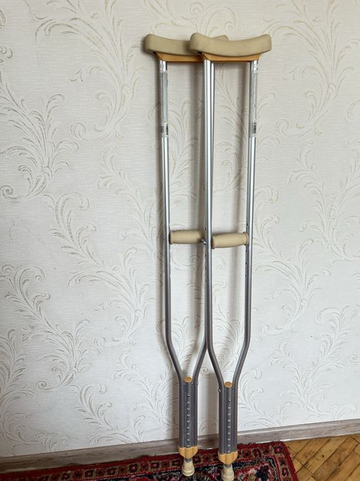 Продам костыли.