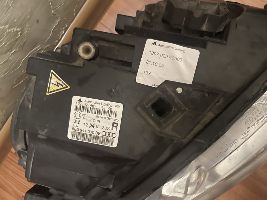 Фары Audi A4 B7 би-ксенон