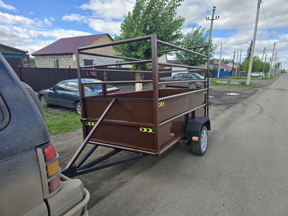 Продам прицеп коневозка