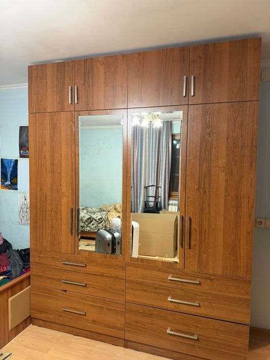 Продам платяной шкаф