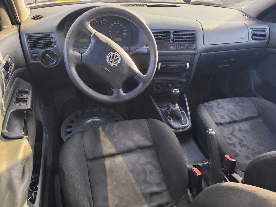 VW Golf 4 - 1.4 - 75к.с - 1998г. на части