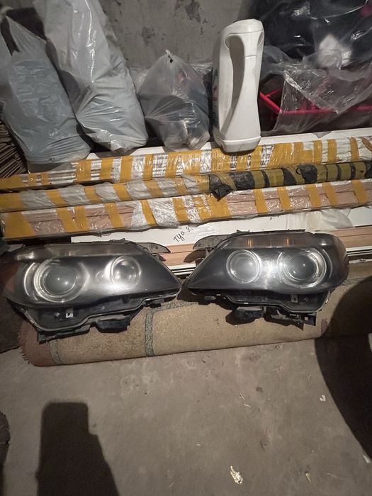 Фары на бмв крепление целые